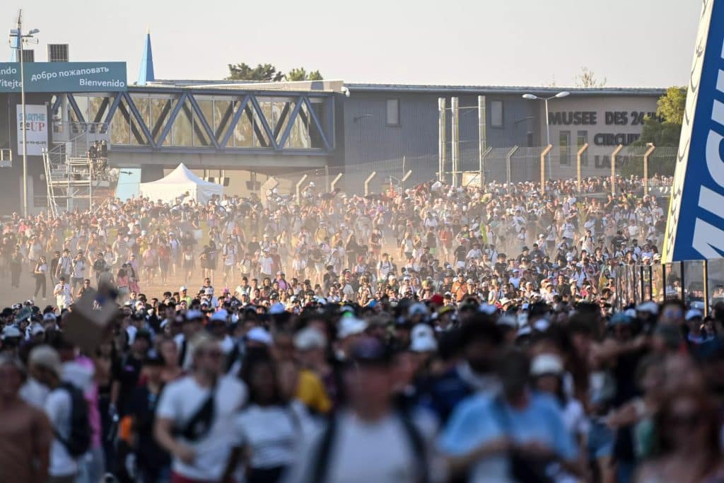 Foule de spectateurs au GP Explorer